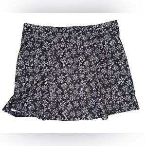 RipSkirt Hawaii Farmhouse Twigs black floral print women’s sz Large